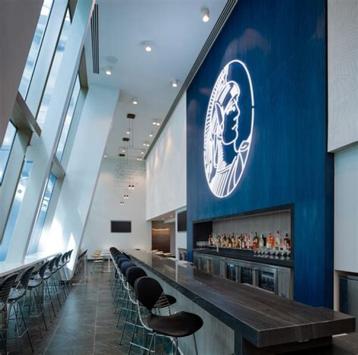 centurion lounge lax