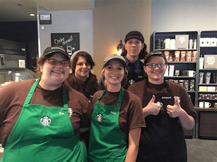 how much does starbucks pay