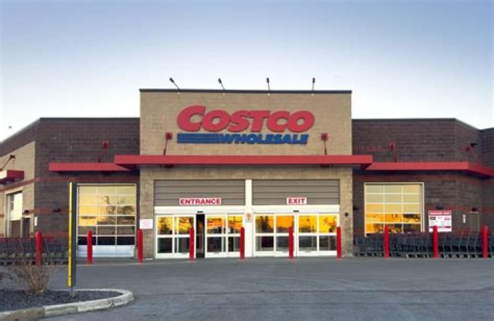 is costco open on memorial day