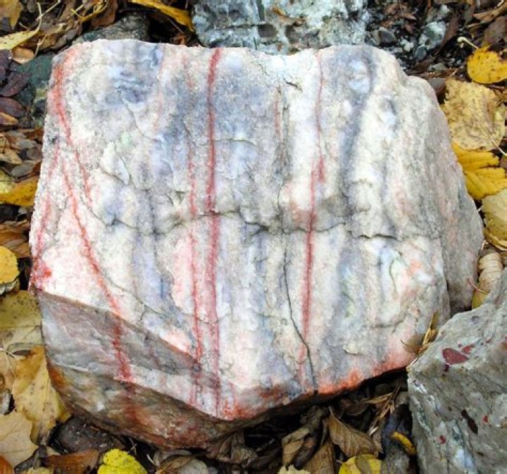 what type of rock is marble